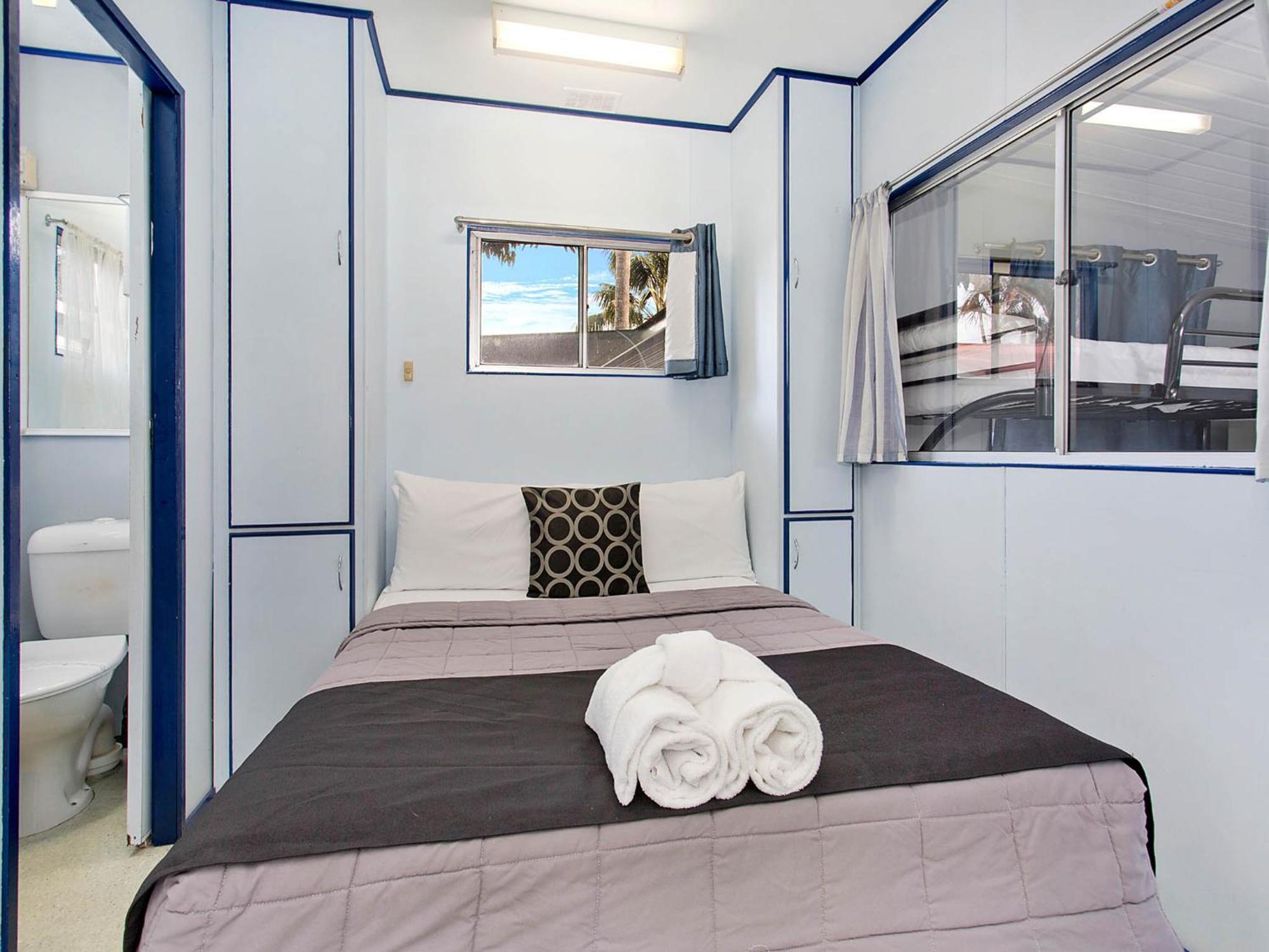Jacaranda Holiday Park 노스헤이번 외부 사진