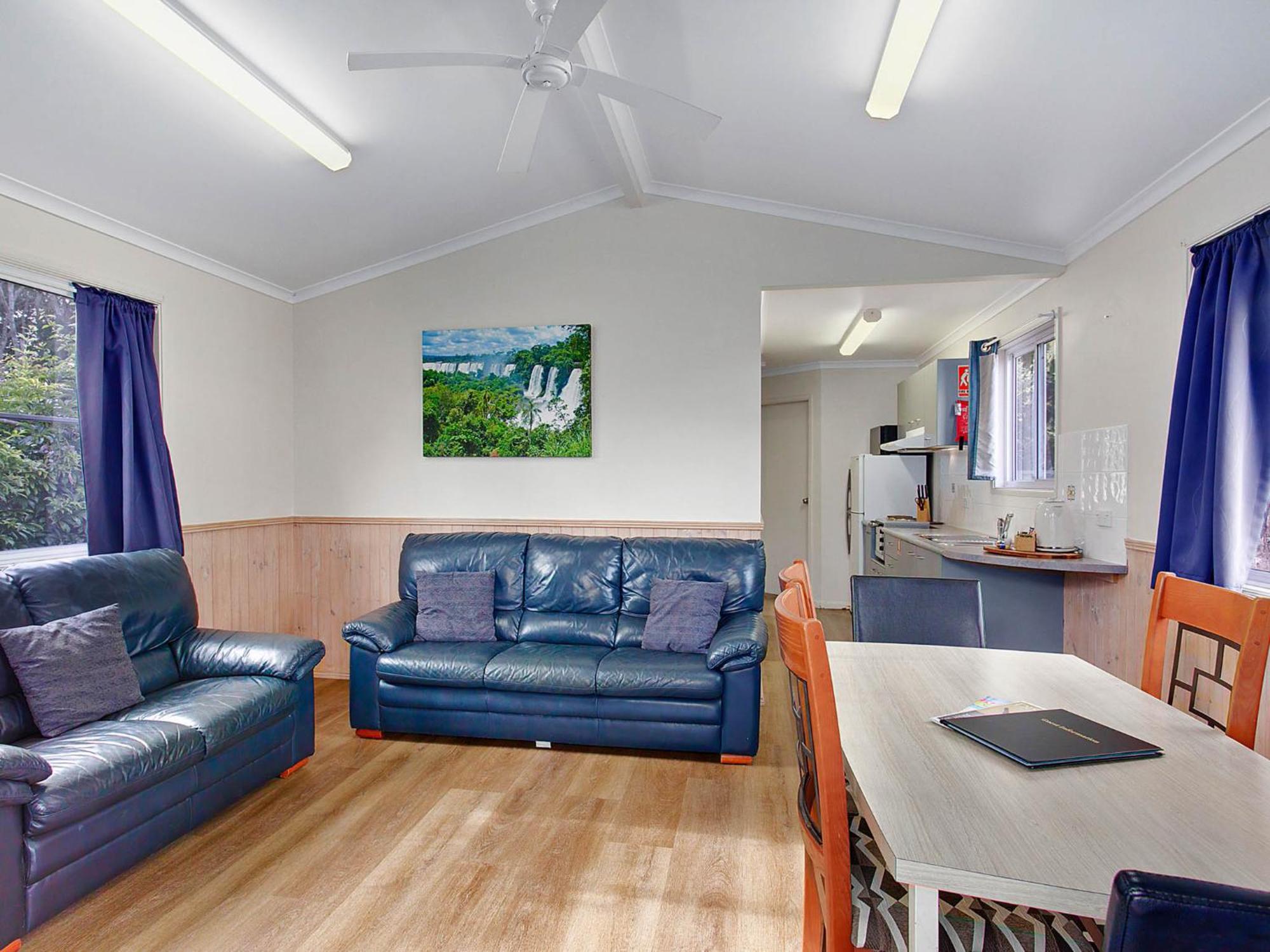 Jacaranda Holiday Park 노스헤이번 외부 사진